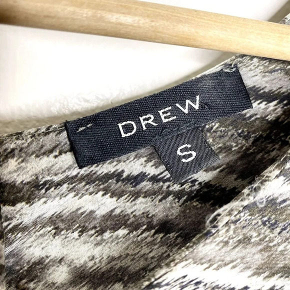 DREW 100% Silk Cutout Open Back Blouse Small Long Sleeve Button Up Shirt - Picture 10 of 12